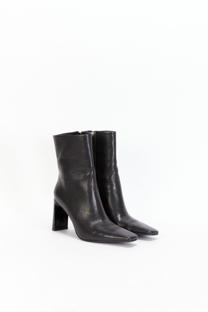 BOTA MAGALLANES NEGRO