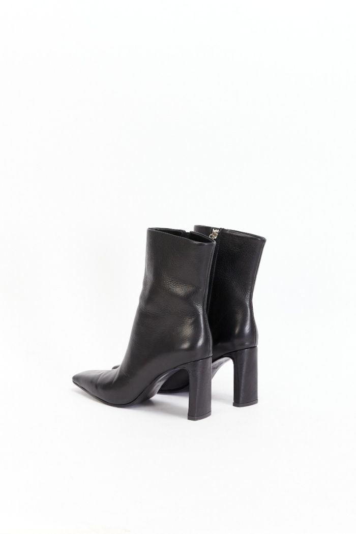 BOTA MAGALLANES NEGRO