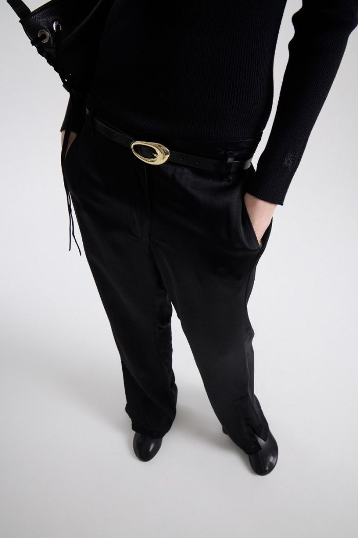 PANTALON COLUMNA NEGRO