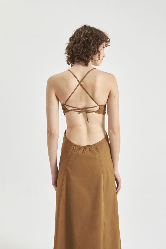 VESTIDO STRAPLESS ANTOINE TOSTADO