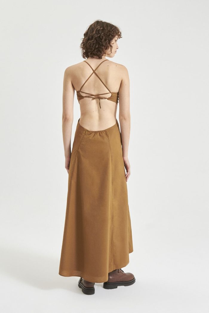 VESTIDO STRAPLESS ANTOINE TOSTADO