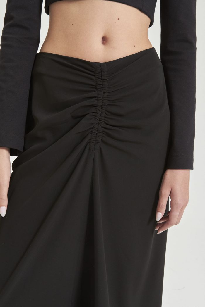 POLLERA PURIAS NEGRO