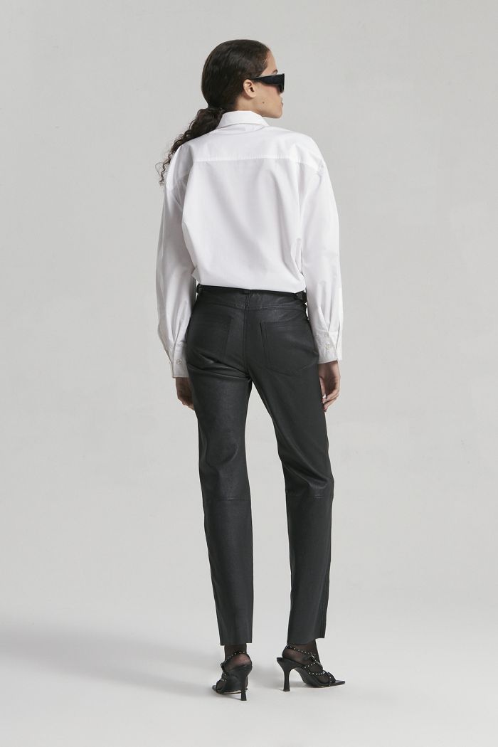 PANTALON MILA NEGRO BRILLANTE