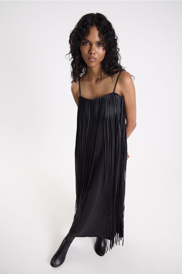 VESTIDO MIDI AYOKA NEGRO