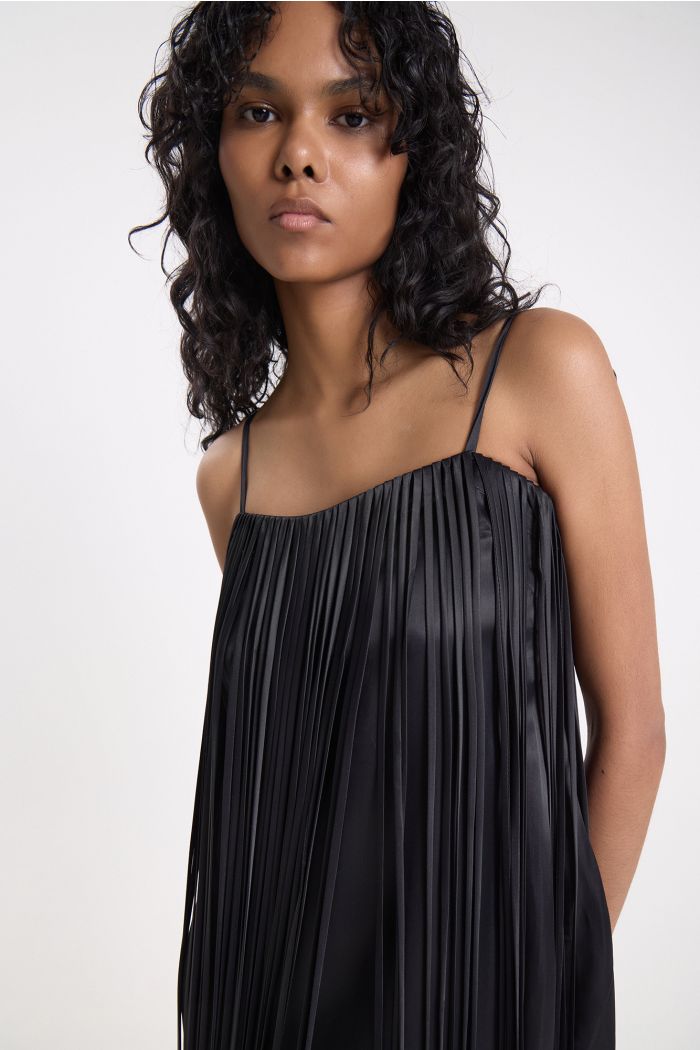 VESTIDO MIDI AYOKA NEGRO