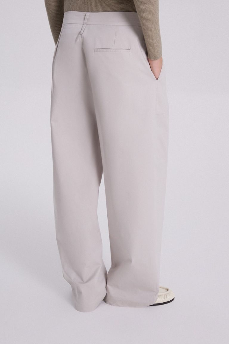 PANTALON COLUMBA CEMENTO
