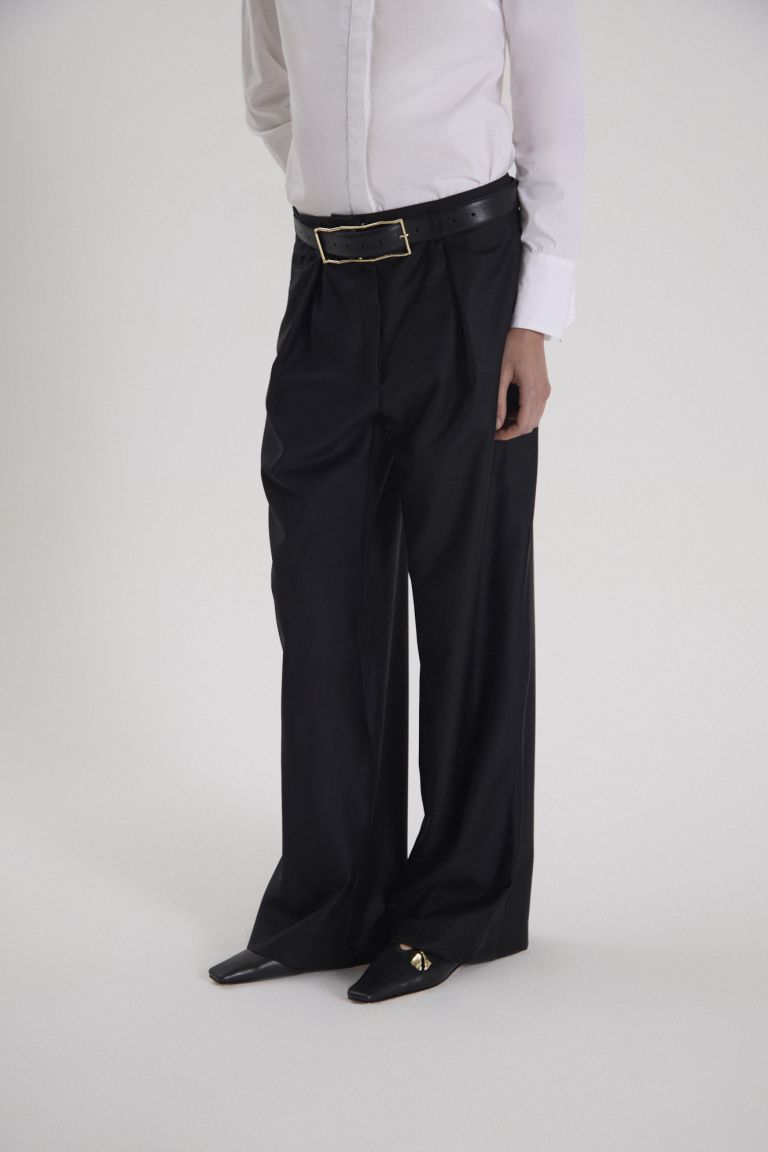 PANTALON ACANTIS NEGRO