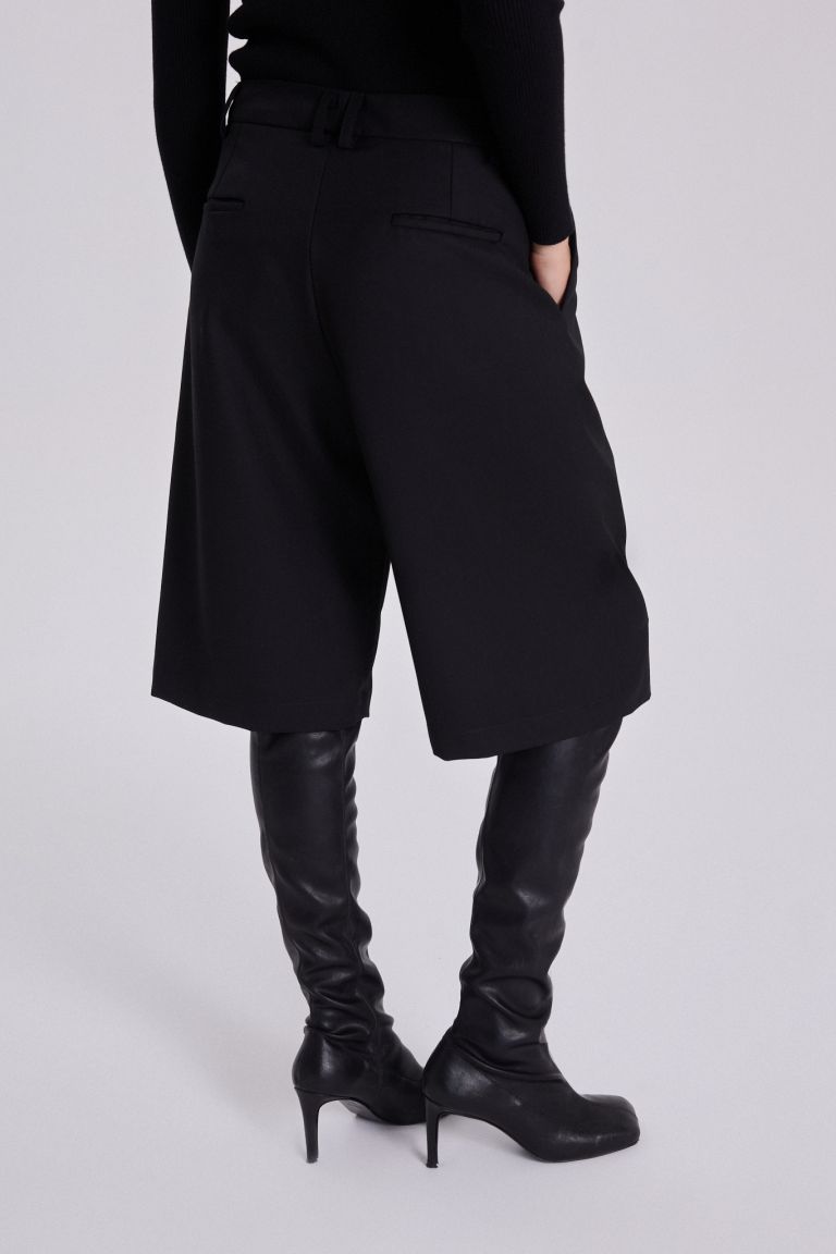 BERMUDA ANDROMEDA NEGRO